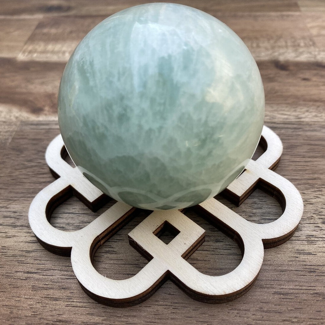 Celtic Knot Sphere Holder 03